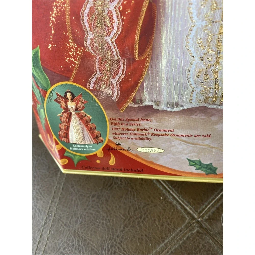 Vintage 1997 Happy Holidays Barbie & Matching Ornament 10th Anniv NIB Damage Box